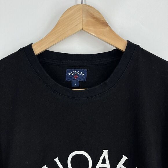 Noah T Shirt Size Large Mens Black Red Winged Foot Core Logo Crew Short Sleeve - Picture 2 of 6